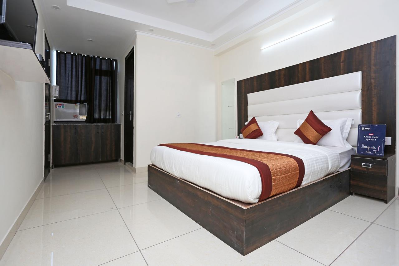 Oyo 9147 Hotel Aerostay New Delhi Ngoại thất bức ảnh