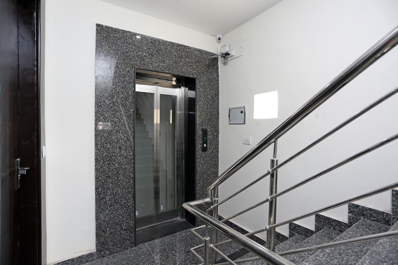 Oyo 9147 Hotel Aerostay New Delhi Ngoại thất bức ảnh